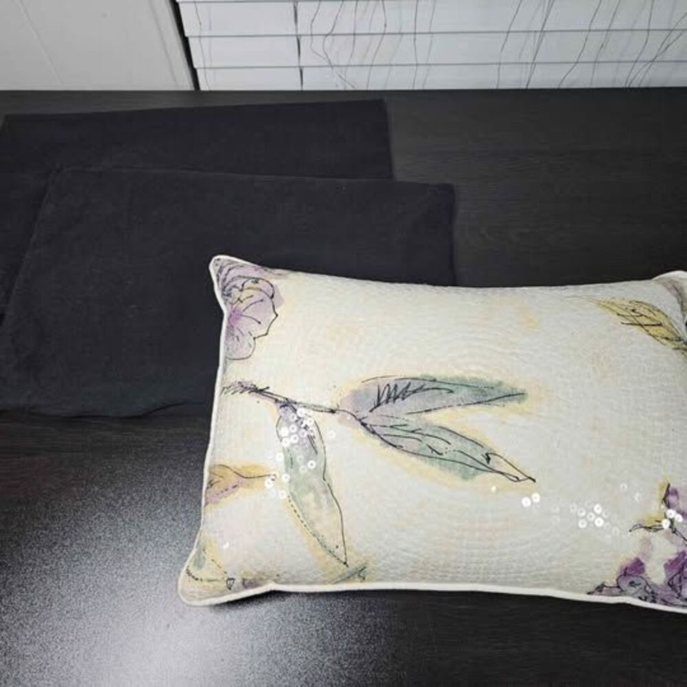 Bed Bath & Beyond Sequin Feather Throw Pillow + 2 Covers | Excellent Condition